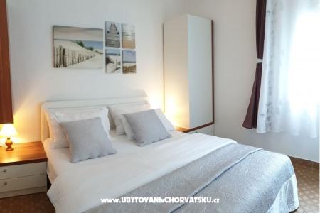 Dom Sunčani dvori  foto 2