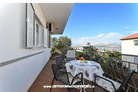 Arbanija Apartmány foto 2