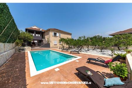 Karlo Trogir Chorvátsko