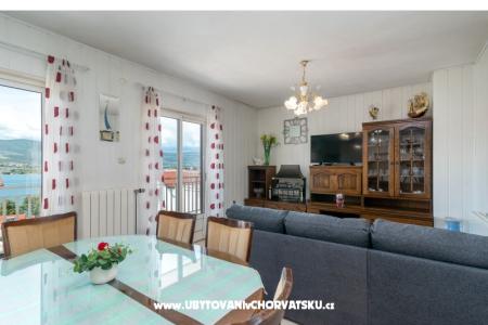 Lola Apartmány foto 3