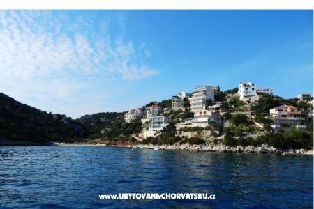 Beachfront apartments Maria Ljublje foto 5