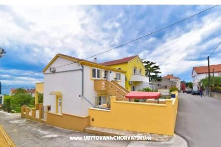Apartmány Meri foto 2