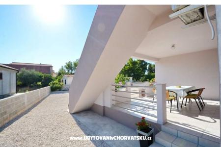 Apartmány Maja foto 4