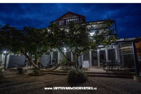 Apartmány Villa Agape Vir foto 3