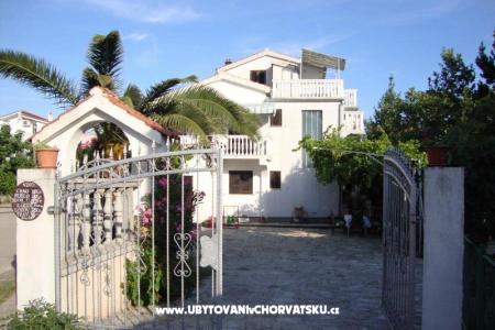 Antonela  Vodice Chorvátsko