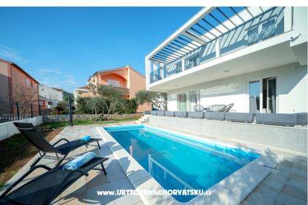 Beach Villa s bazénom Tribunj foto 2