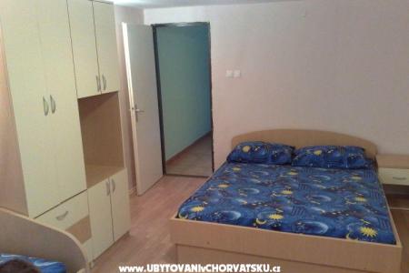 Apartmány***Bevanda foto 4
