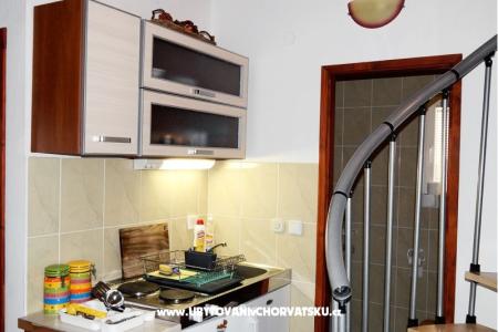 Apartmány Denis i Sandra foto 3