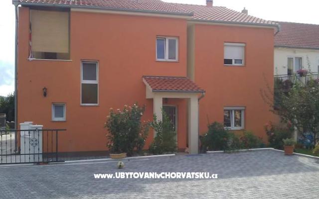 Bosana apartments - ubytovanie Biograd Chorvátsko