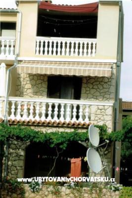 Apartmány Kvarantan i Karabatić  - ubytovanie Biograd Chorvátsko