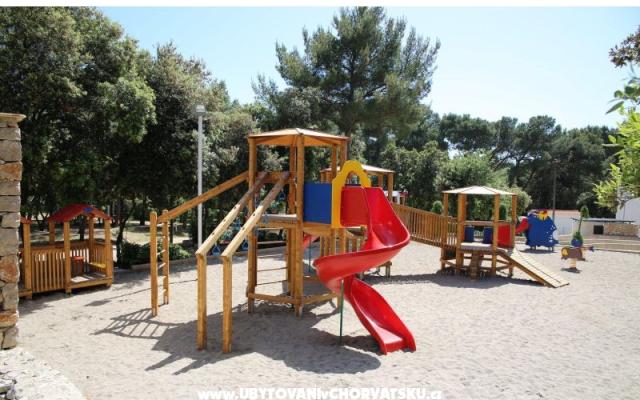 Kampovi Dalmacija - ubytovanie Biograd Chorvátsko