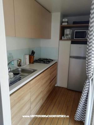Mobilna kućica - ubytovanie Biograd Chorvátsko