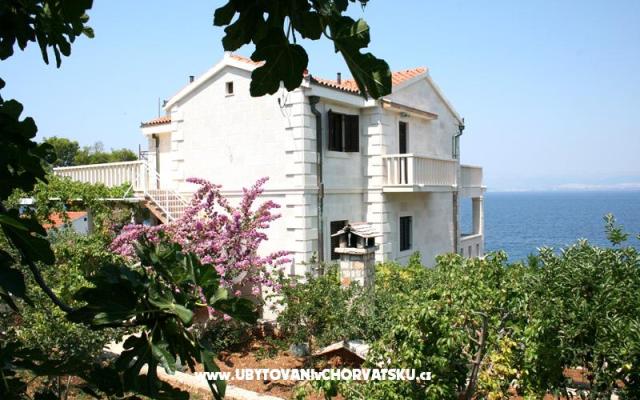 Apartmány Grma - ubytovanie ostrov Brač Chorvátsko