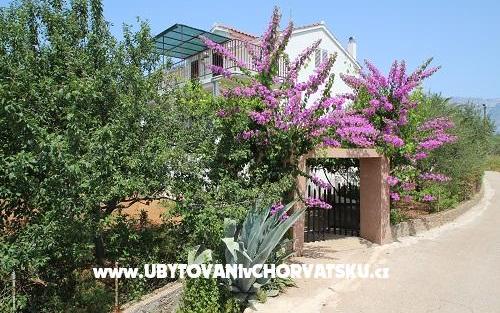 Apartmány Rolanda - ubytovanie ostrov Hvar Chorvátsko