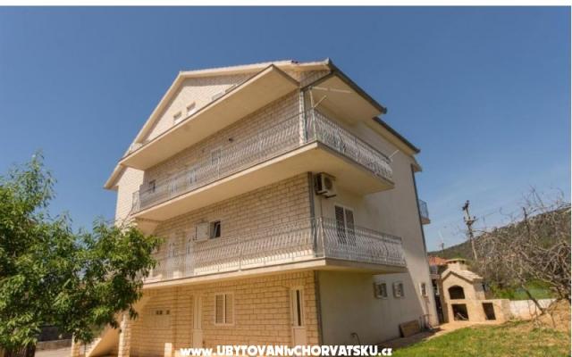 Ferienwohnung Vinisce - ubytovanie Marina – Trogir Chorvátsko