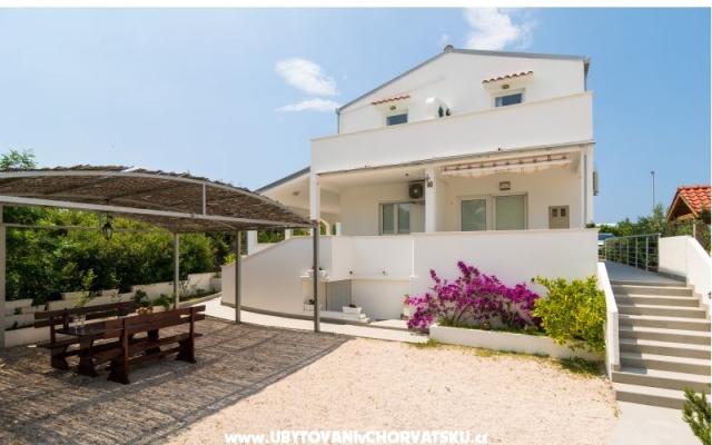 BayBeach Apartmány Sevid - ubytovanie Marina – Trogir Chorvátsko
