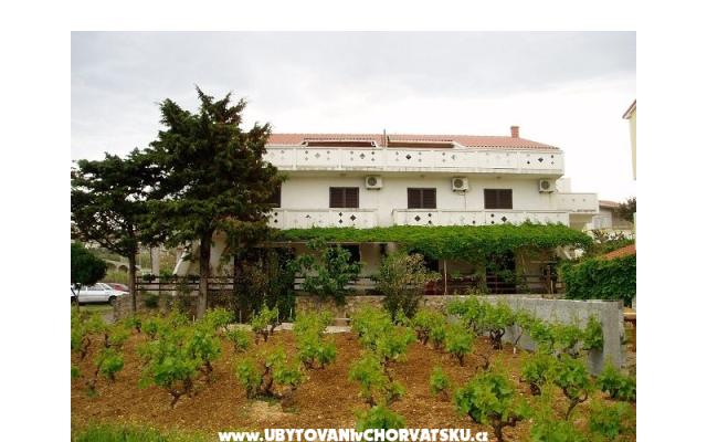 Apartmán Lucija - ubytovanie Novalja – Pag Chorvátsko