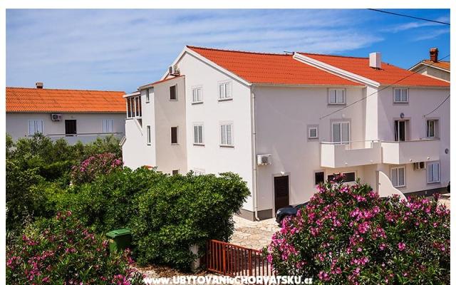 Apartmány Lucija - ubytovanie Novalja – Pag Chorvátsko