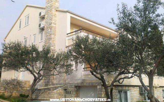 Apartmány Tomislav - ubytovanie Novalja – Pag Chorvátsko