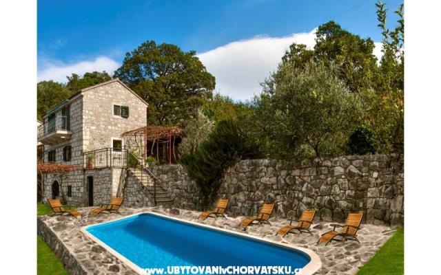 Kamenný dom - ubytovanie Omiš Chorvátsko