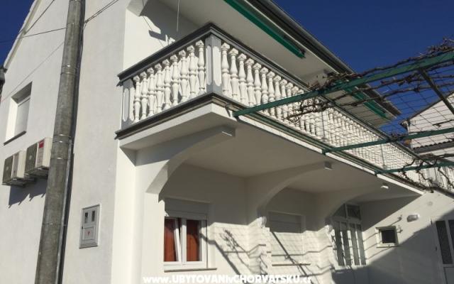 Apartmány Ivan - ubytovanie Pakoštane Chorvátsko