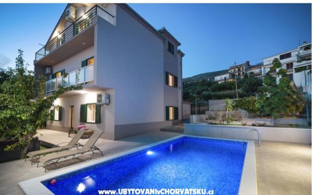 Apartmány s bazenom Cvita/Podstrana - ubytovanie Podstrana Chorvátsko