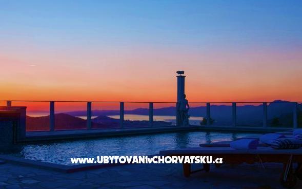 Villa Nino-Gornje Sitno - ubytovanie Podstrana Chorvátsko