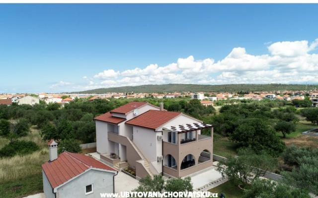  Apartmány J - ubytovanie Sukošan Chorvátsko