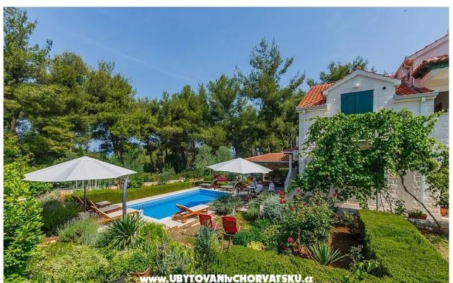 Villa Kamenica - ubytovanie Supetar – Brač Chorvátsko