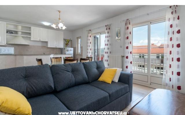 Lola Apartmány - ubytovanie Trogir Chorvátsko