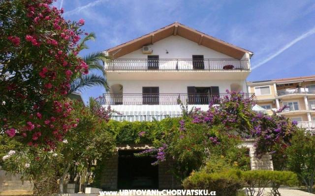  Apartmány Ružmarin - ubytovanie Trogir Chorvátsko