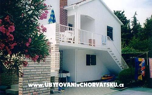 Apartmány Kus - ubytovanie ostrov Ugljan Chorvátsko