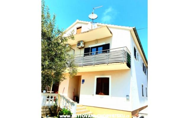 Apartmány Grubelic - ubytovanie Vodice Chorvátsko