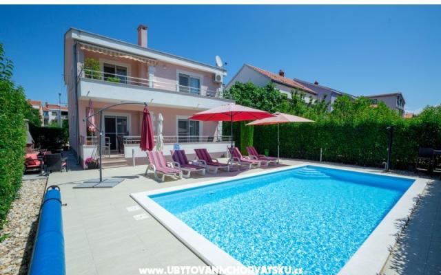 Apartmán s bazénom ViGo - ubytovanie Zadar Chorvátsko