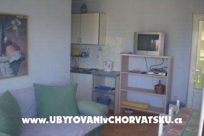 Apartmány Goga PROMAJNA – foto 7