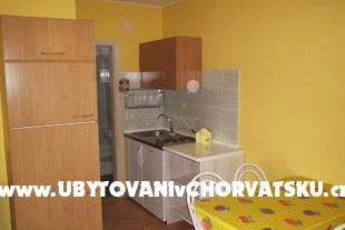 Apartmány Goga PROMAJNA – foto 8