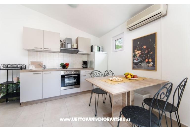Apartmány DIVNA – foto 17