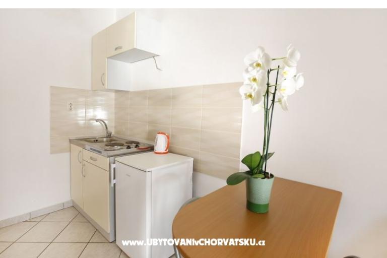 Apartmány First row to the sea – foto 13