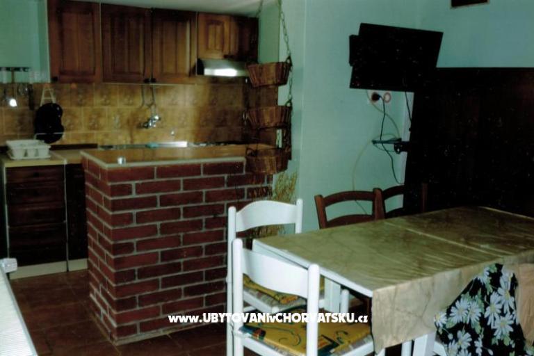 Apartmány Kvarantan i Karabatić  – foto 10