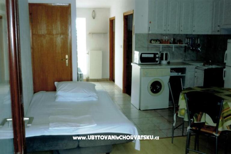 Apartmány Kvarantan i Karabatić  – foto 4