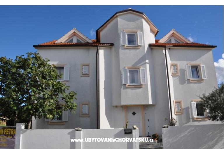 Apartmány Petra – foto 2
