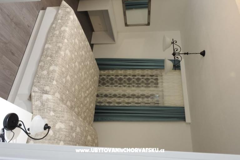 Luxury Apartmány s bazénom – foto 10