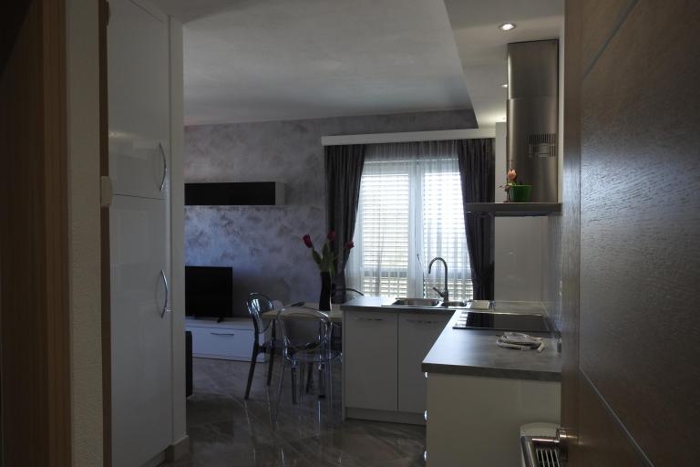Luxury Apartmány s bazénom – foto 5