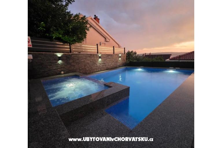 Delux apartment, heated pool – foto 11