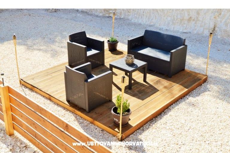 Apartmány Johnny Drvenik – foto 2