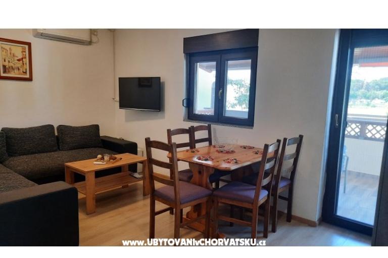 Apartmány Rudez - pool - jacuzzi  – foto 12