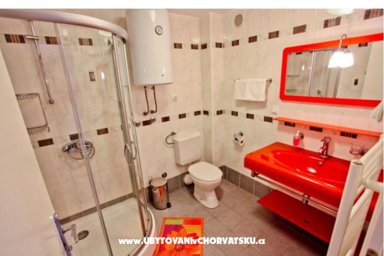 Vila Smirna 4*  s bazénom  – foto 6