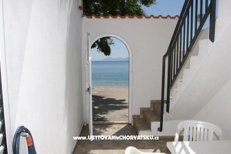 Apartmán ETTA (house na pláži) – foto 12