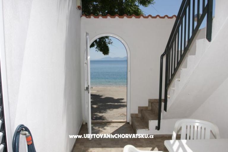 Apartmán ETTA (house na pláži) – foto 2
