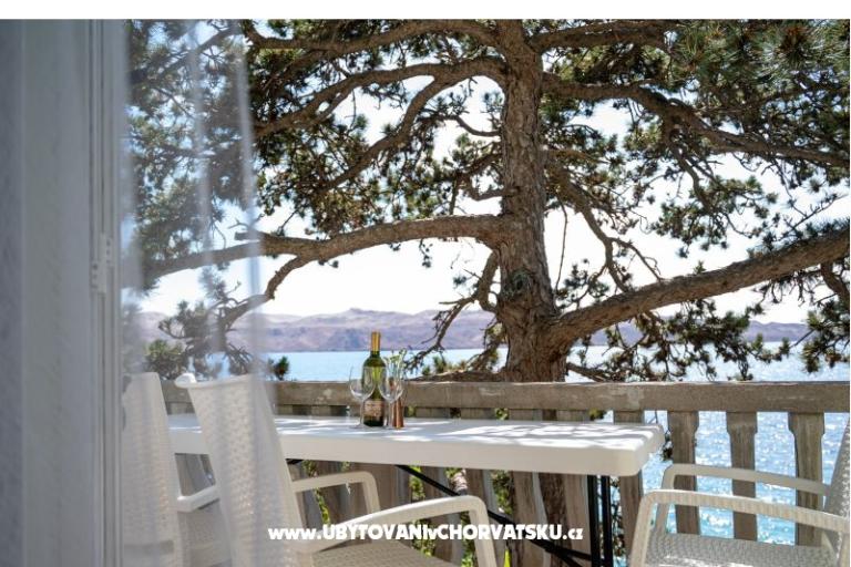 Beachfront Apartmány Carlo – foto 4